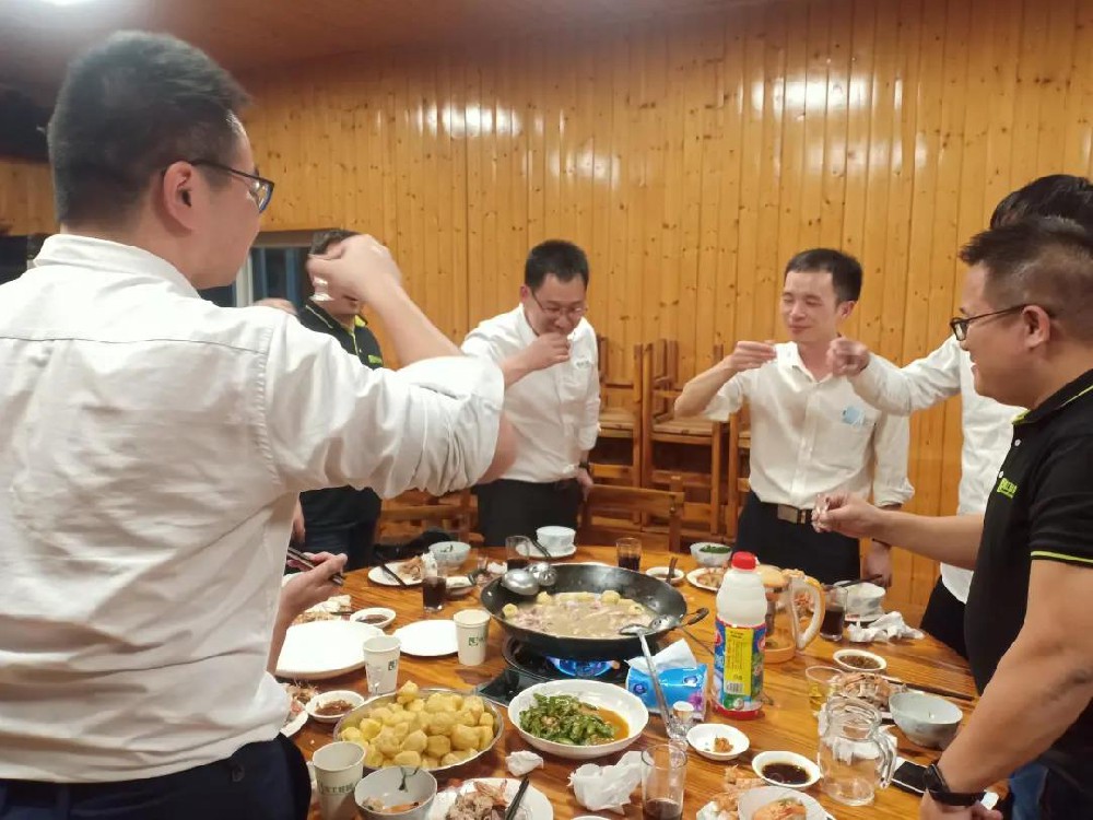 融合两大事业部，betvictor伟徳智能协同战略不断向“纵深”推进！