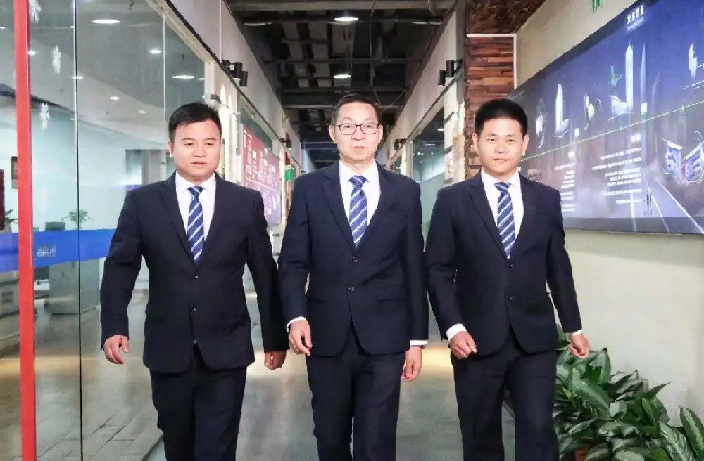 凰家访谈 | betvictor伟徳智能宋军华：已为超300家企业提供数字化转型服务，未来将向平台商转型